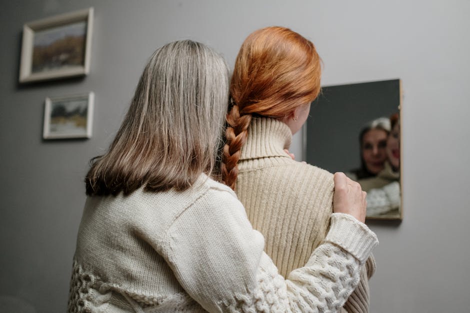 Mutter und Tochter im Spiegel